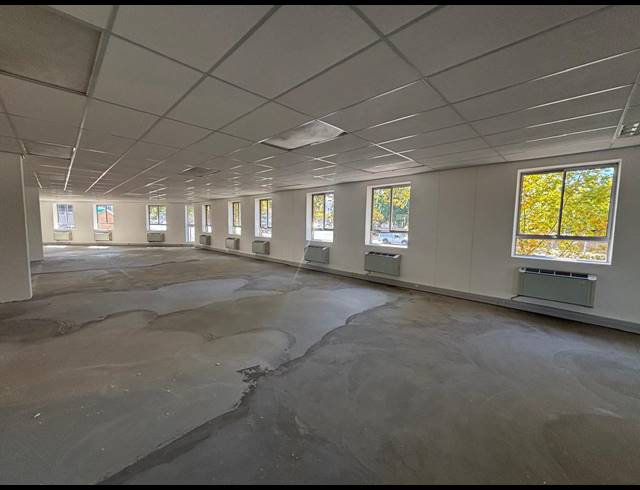 971M² OFFICE TO LET IN TYGER VALLEY